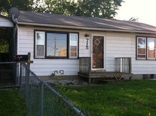 Foto del edificio - 715 W 24th St