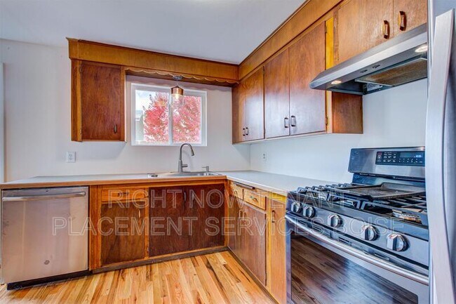 Foto del edificio - 2032 N 24th St