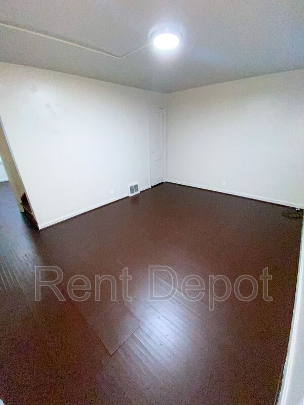 1133 Bayard Park Dr Unit B, Evansville, IN 47714 Condo for Rent in