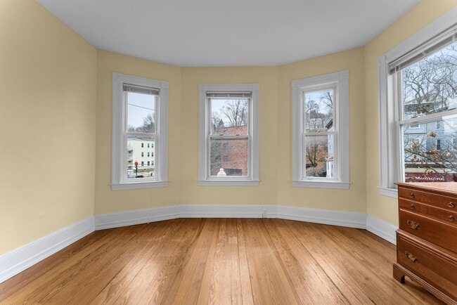 Foto del edificio - 571 Washington St
