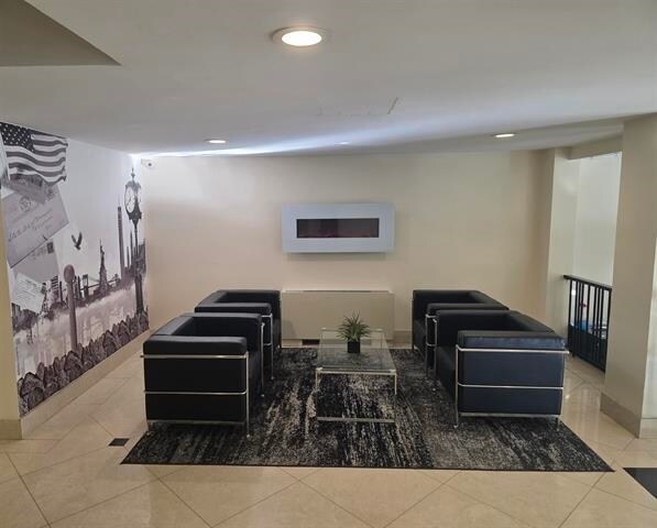 Foto del edificio - 7100 JFK Blvd E