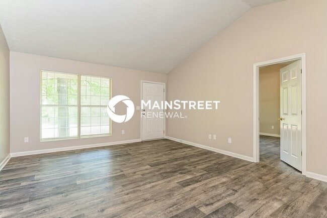 Photo - 3 Bedroom Pet-Friendly Home in Jackson, GA with Main Street Renewal