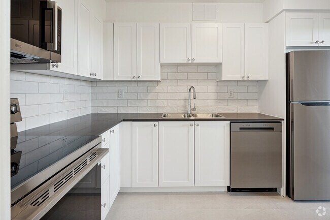2 chambres, 1 salle de bain - 87 m² - Cuisine - 1360 Danforth Road