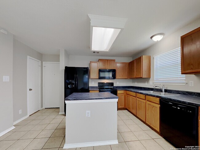 Foto del edificio - 6631 Arbor Farm