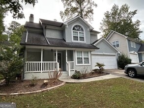 Building Photo - 632 N Fairfield Dr