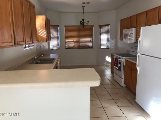 Foto del edificio - 15109 N 29th St