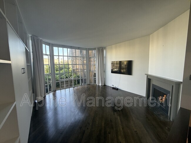Foto del edificio - 1255 California St