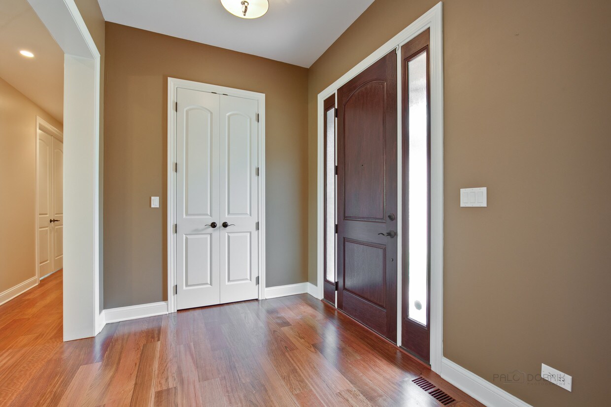 Foto principal - 6 Grenadier Ct