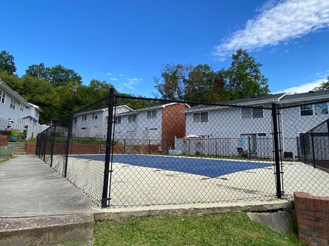 Foto del edificio - 201 Southway Garden Rd