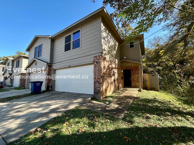 Building Photo - 320 Ezekial Ave