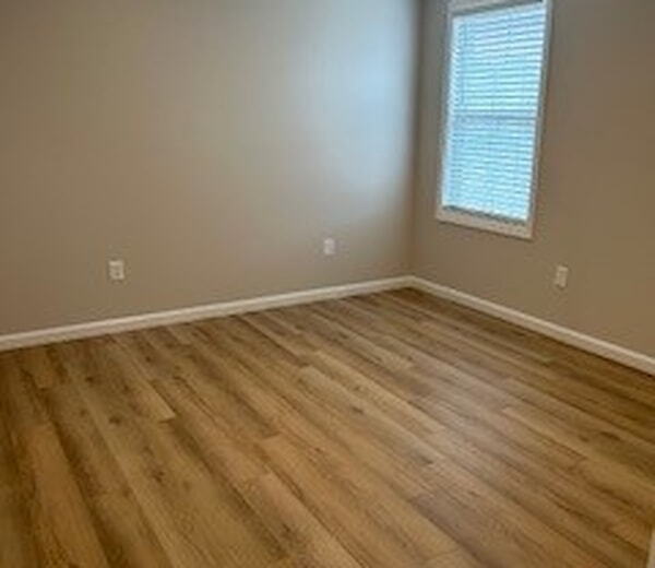 Foto del edificio - "Charming 2-Bed, 2-Bath Retreat with 1154 ...