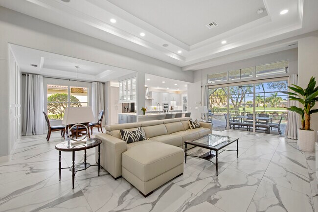 Building Photo - 14630 Meravi Dr
