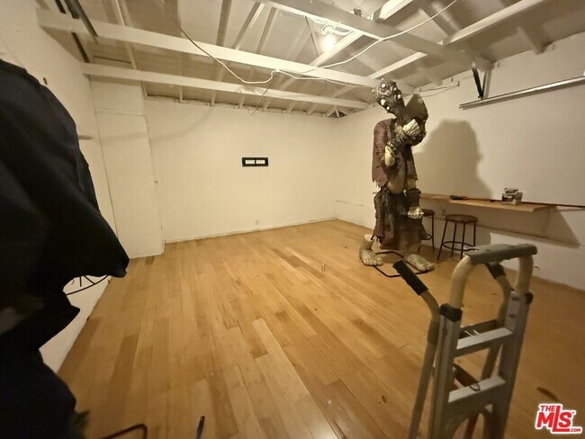 Foto del edificio - 579 E Fairview Blvd