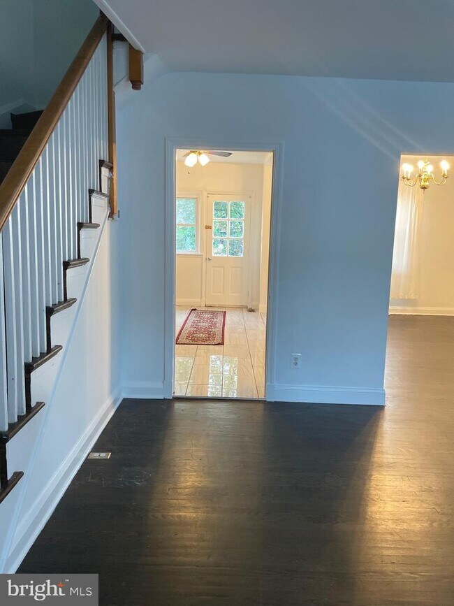 Foto del edificio - 518 Charing Cross Rd