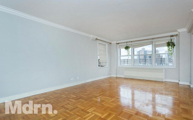 Building Photo - 3542 73rd St