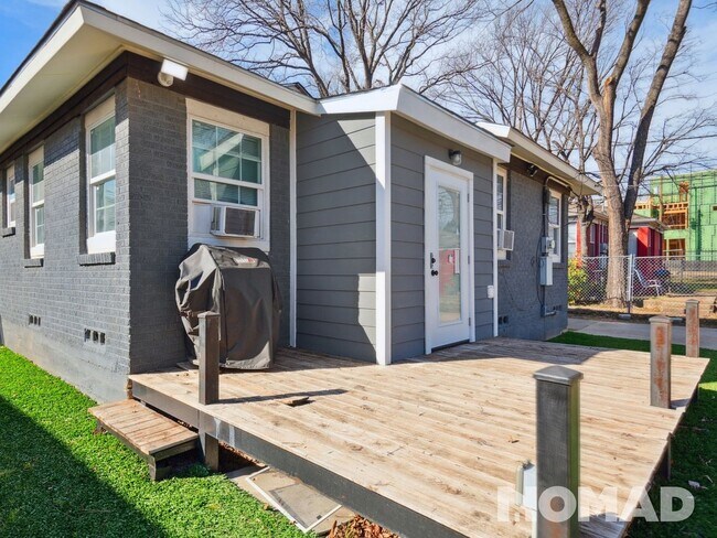 Foto del edificio - 1 bedroom renovated duplex