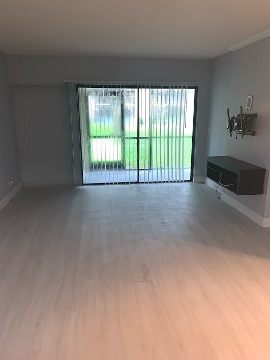 Foto del edificio - 3939 NE 5th Ave