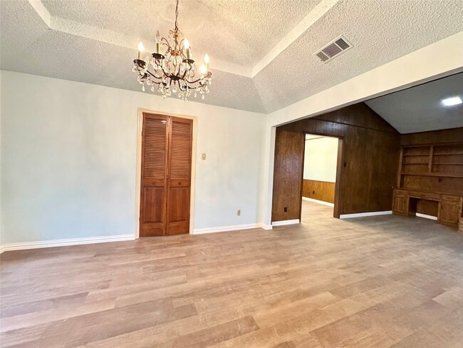 Foto del edificio - 1925 Glen Hill Dr