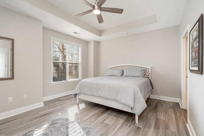 Primary Bedroom - 8953 Rosalyn Glen Rd