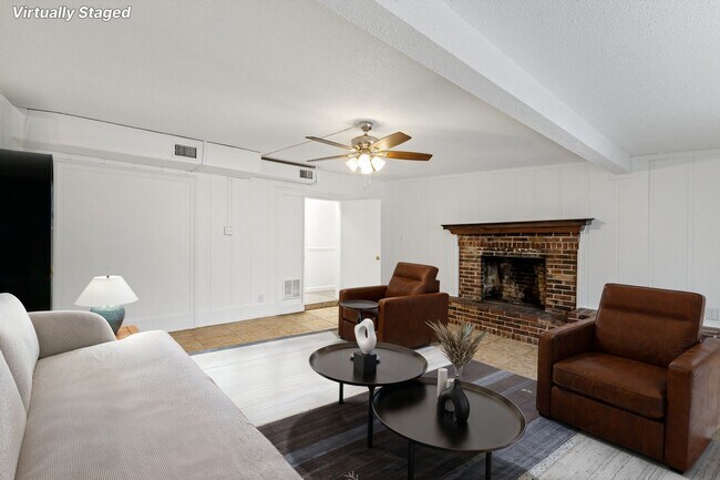 Building Photo - 211 N Lipona Rd