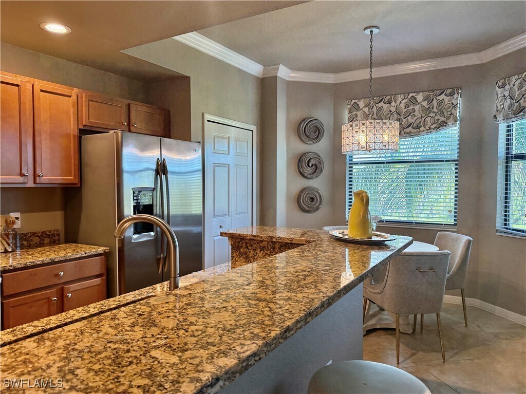 Building Photo - 9735 Acqua Ct