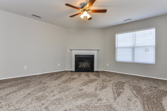 Building Photo - 3129 Varcroft Rd