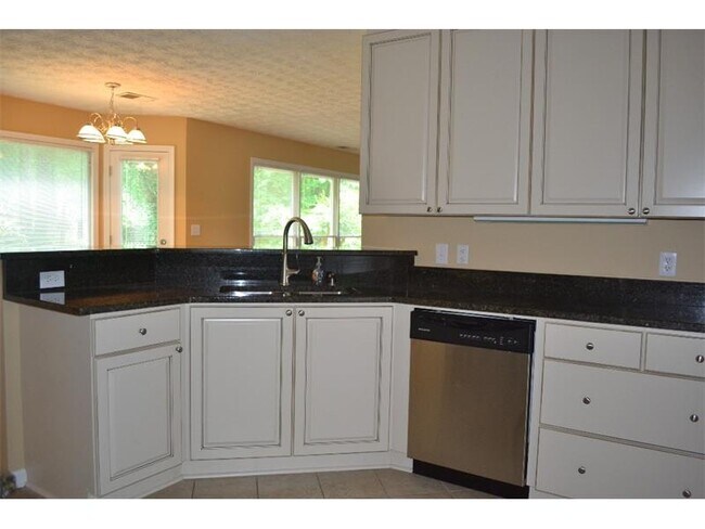 Building Photo - 4031 Dream Catcher Dr