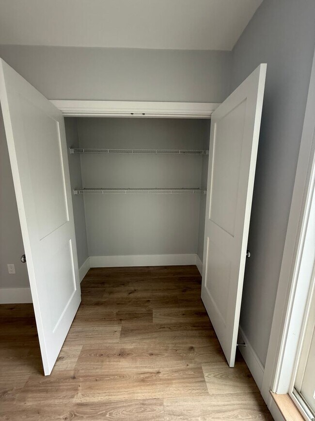 Foto del edificio - Brand New 2 bed 2 bath Lower Allston