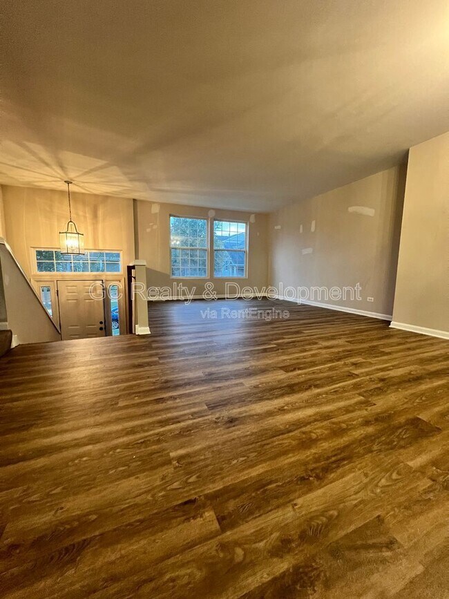 Foto del edificio - 2452 Emily Ln