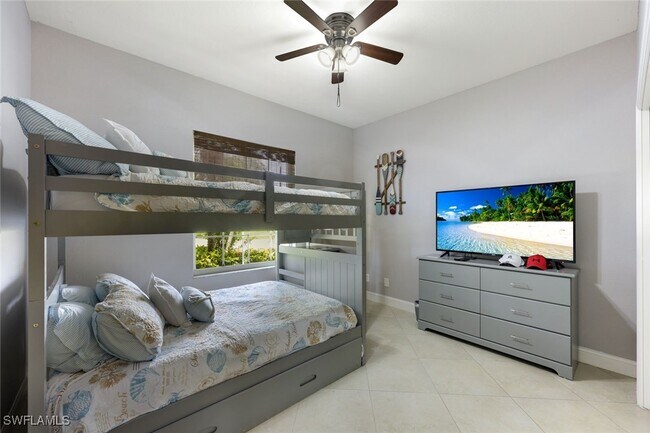 Building Photo - 697 Crossfield Cir