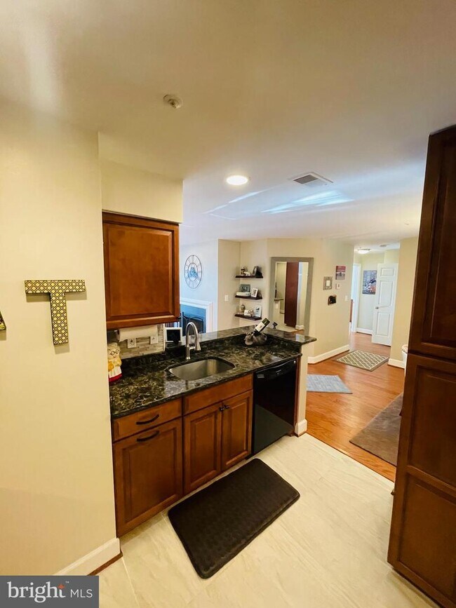 6101 Wigmore Ln Unit F, Alexandria, VA 22315 Apartment for Rent in