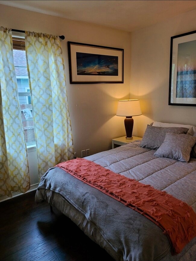 Foto del edificio - 7833 Wileyvale Rd