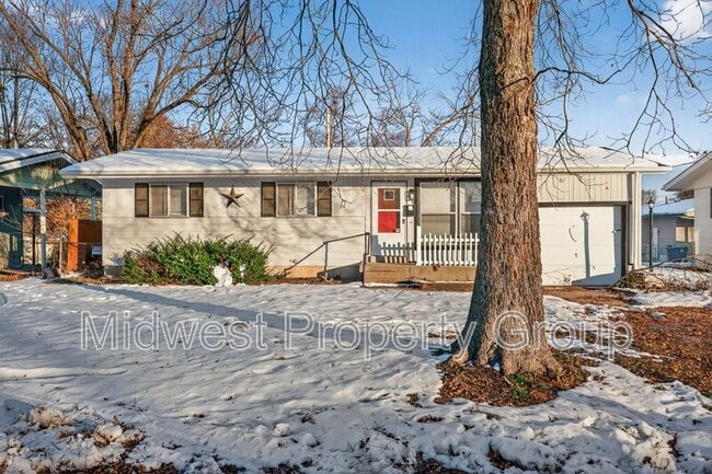 Building Photo - 10406 Hobkirk Dr