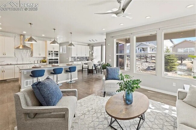Foto del edificio - 8566 Crooked Branch Ln