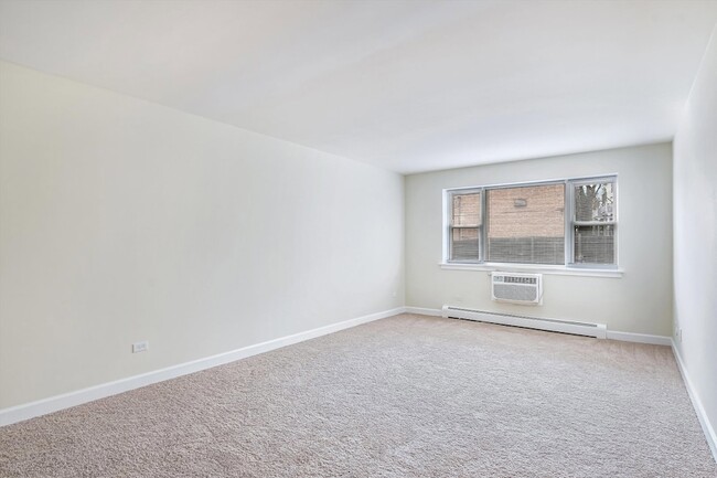 Building Photo - 1039 College Ave