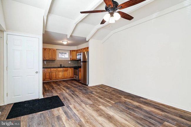 Building Photo - Stylish Renovated Apartment in Newbold – S...