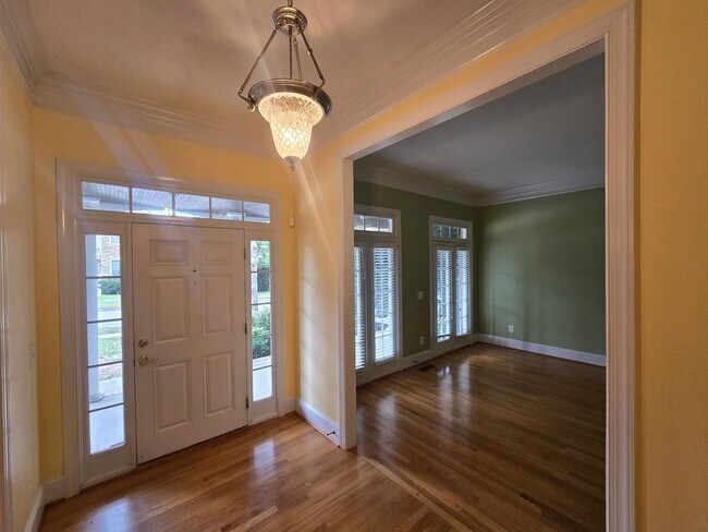 Foto del edificio - 131 Barclay Valley Dr