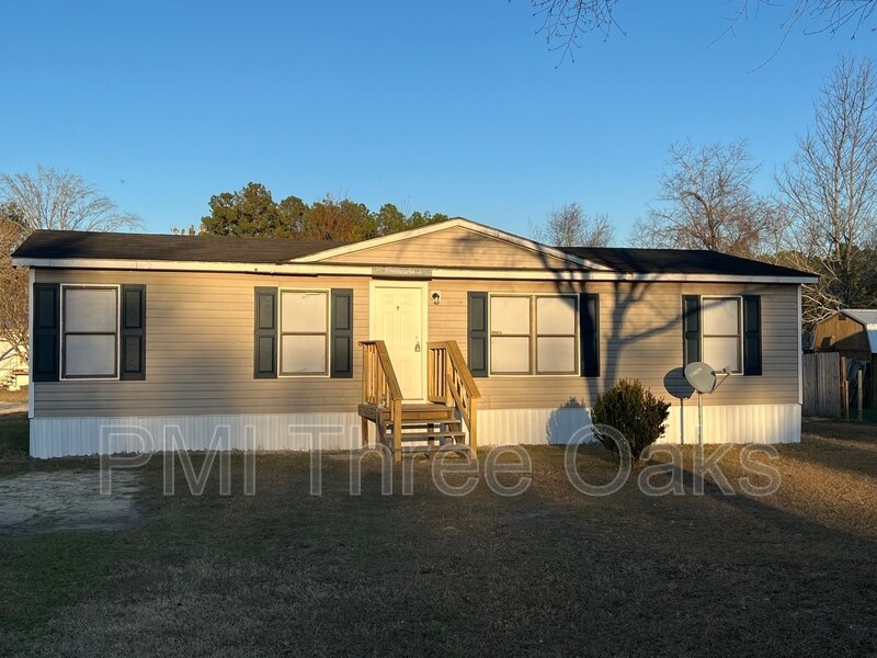 6556 Tot Dr, Blackshear, GA 31516 House Rental in Blackshear, GA