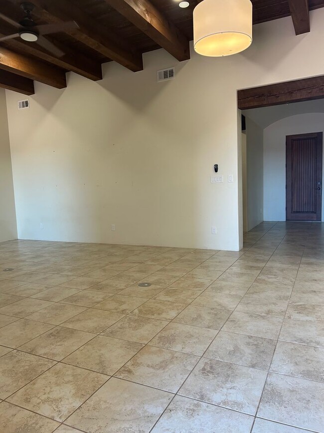 Building Photo - 24 Pinon Doblado