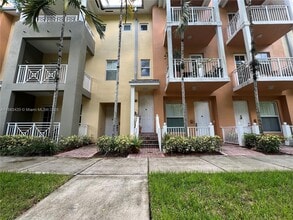 Building Photo - 364 SW 14th Ave