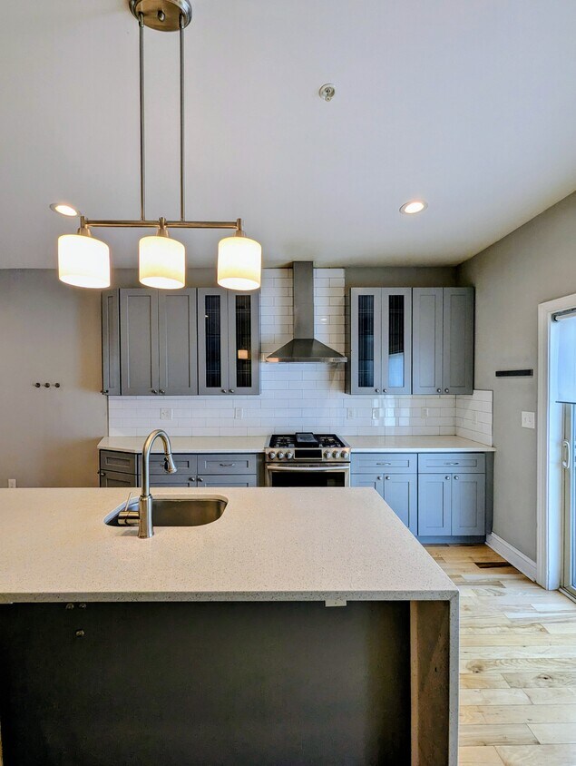 Foto principal - 1644 N 2nd St
