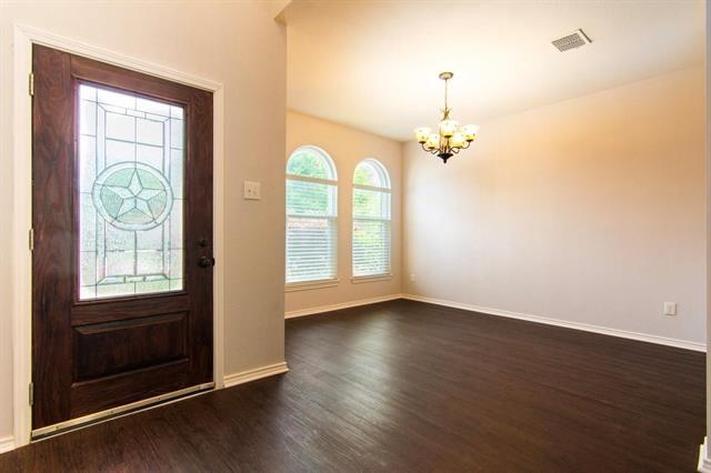 Foto del edificio - 401 Indian Trail Rd