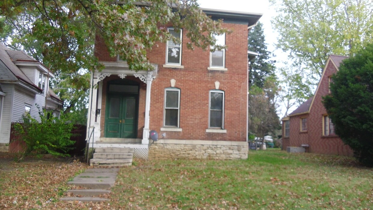 Primary Photo - 522 Summer St