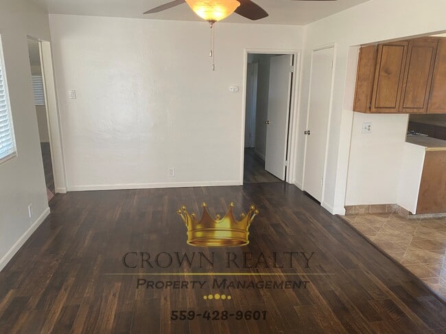 Building Photo - 886 Cardoza Dr