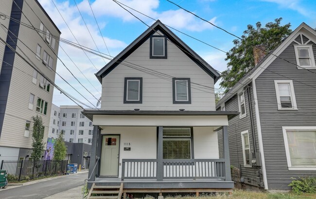 Exterior - 1112 S 8th St