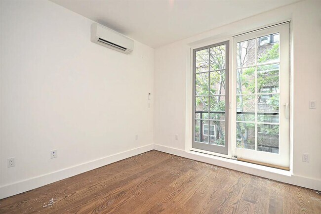 Foto del edificio - 159 Winthrop St