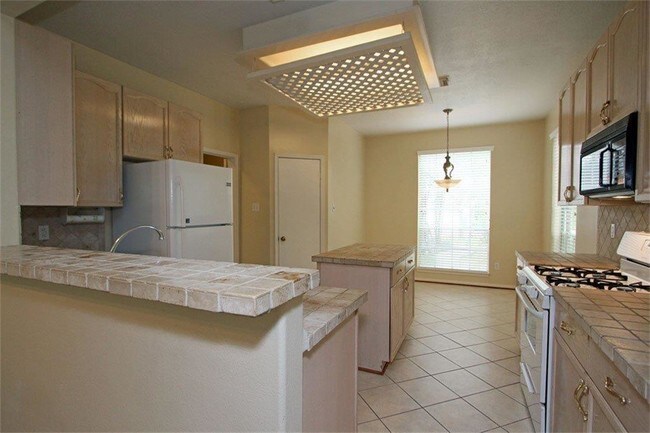 Foto del edificio - 138 Willowood Cir