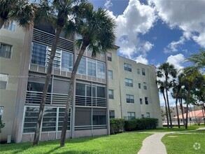 Building Photo - 1800 SW 81st Ave