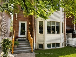 Building Photo - 72 Vermont Ave