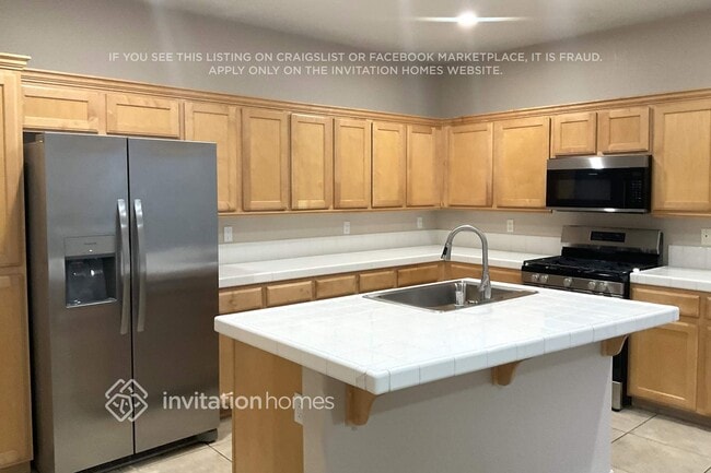 Building Photo - 1063 Burson St